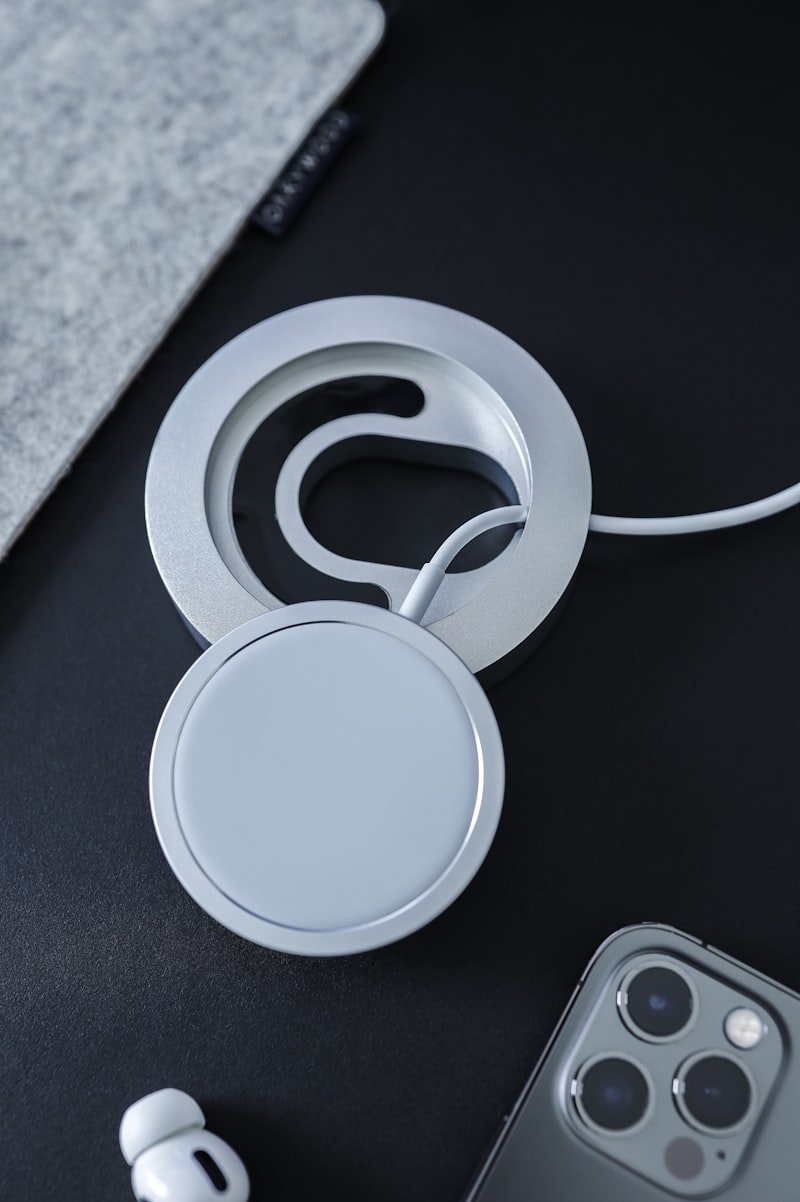 Apple MagSafe Charger (2026)